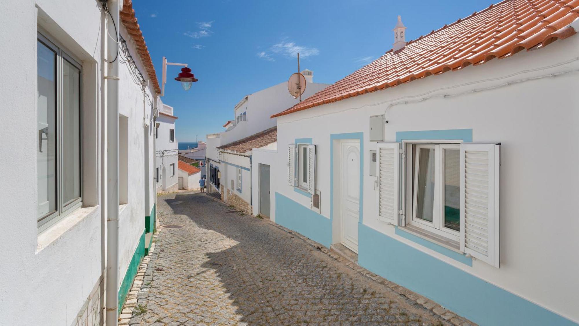Casas Da Praia By Sevencollection Salema Bagian luar foto